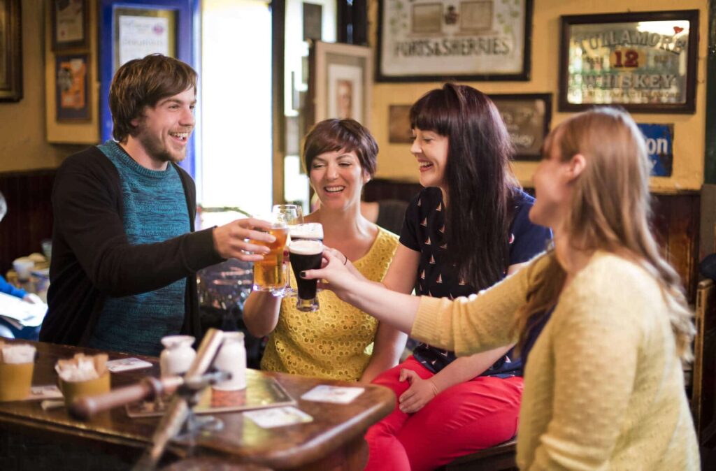 Irish men are social butterflies.