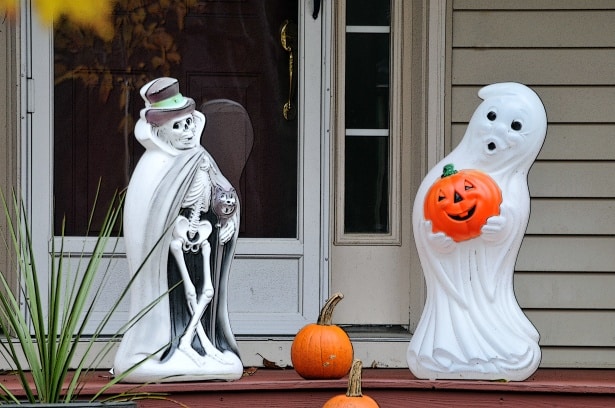 Ghosts are an iconic decoration.