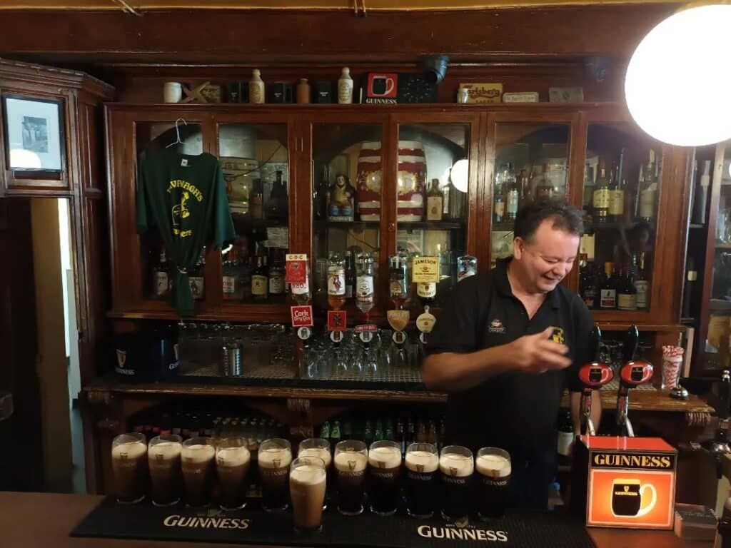 Top 5 reasons why Guinness tastes better in Ireland.