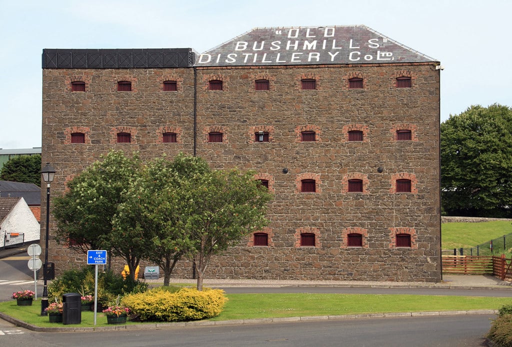 Top 20 facts about Irish whiskey.