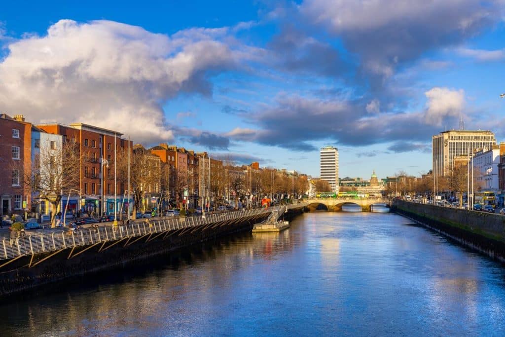 O'Connell Bridge in Dublin with river Liffey.